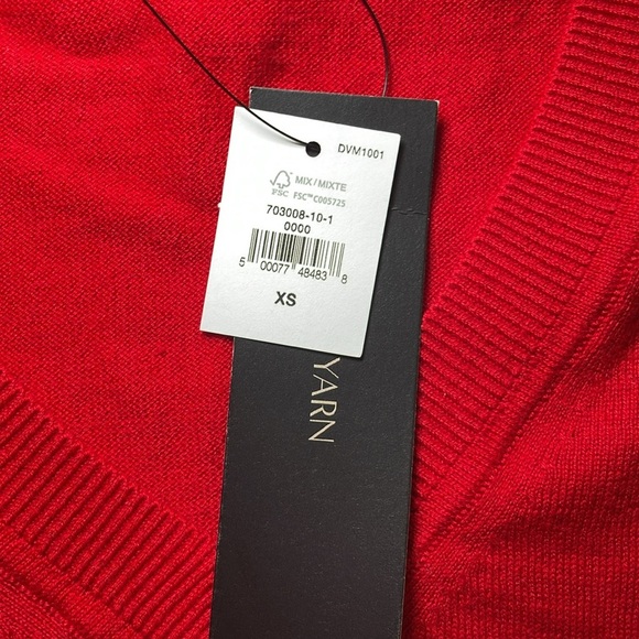 Banana Republic red Forever V-neck sweater sz XS - Picture 3 of 6